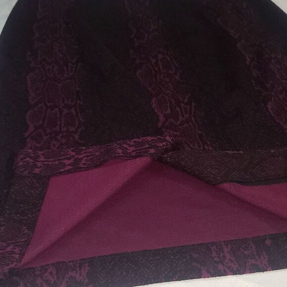 Calvin Klein 6 Purple Snakeskin Pencil Skirt - Picture 4 of 7